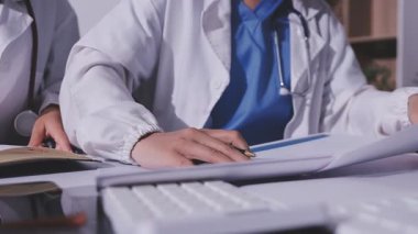 Tıbbi ekip Afro-Amerikan Toplantısı göğüs röntgeni filmi Radyologları Uzmanlık alanı teşhis, tedavi, hastalıklar, radyoloji, prosedür sınavları, testler