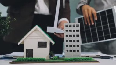 İş adamı ve model yapı modeli