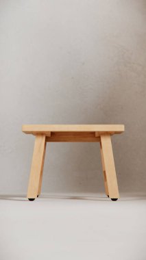 Sağlam tahta tabure, açılı bacaklar, destek kirişleri ve pürüzsüz bitiş. Mobilya katalogları, ürün görselleştirme, iç tasarım projeleri ve minimalist dekor sunumları için ideal.