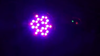 disko ışıkları. Konsept eğlence ve parti hakkında. ufuk yansıma artistik bir dokunuş için