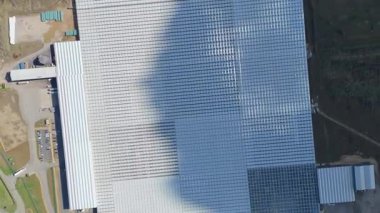 Büyük cam veri merkezi bilişim merkezinin hava görüntüsü, İngiltere 'nin Lincoln şehrinde büyük bir kompleks., 