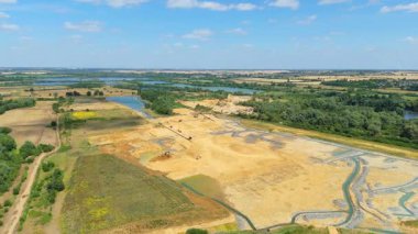 Toplu maden çıkarma tesisi, ağır fabrika makineleri, Little Paxton, İngiltere 'de mineral çıkarma. Hava aracı görünümü.