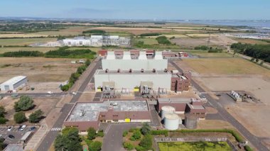 Killingholme Elektrik Santrali 'nin ve Immingham, İngiltere' deki endüstriyel enerji koridorunun hava görüntüsü.