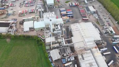 Ağır endüstriyel fabrikalar, kimyasal üretim, lojistik ve imalat için büyük altyapı, silo ve depolama, ağır mallar taşımacılığı Birleşik Krallık