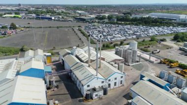 Ağır endüstriyel fabrikalar, kimyasal üretim, lojistik ve imalat için büyük altyapı, silo ve depolama, ağır mallar taşımacılığı Birleşik Krallık