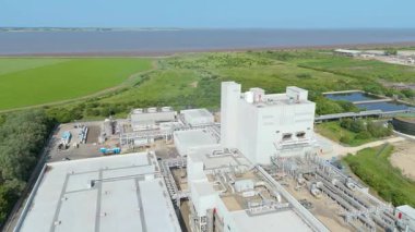 Ağır endüstriyel fabrikalar, kimyasal üretim, lojistik ve imalat için büyük altyapı, silo ve depolama, ağır mallar taşımacılığı Birleşik Krallık