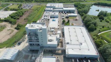 Ağır endüstriyel fabrikalar, kimyasal üretim, lojistik ve imalat için büyük altyapı, silo ve depolama, ağır mallar taşımacılığı Birleşik Krallık