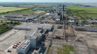 Ağır endüstriyel fabrikalar, kimyasal üretim, lojistik ve imalat için büyük altyapı, silo ve depolama, ağır mallar taşımacılığı Birleşik Krallık