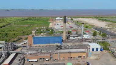 Ağır endüstriyel fabrikalar, kimyasal üretim, lojistik ve imalat için büyük altyapı, silo ve depolama, ağır mallar taşımacılığı Birleşik Krallık