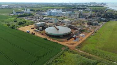 Ağır endüstriyel fabrikalar, kimyasal üretim, lojistik ve imalat için büyük altyapı, silo ve depolama, ağır mallar taşımacılığı Birleşik Krallık