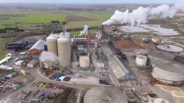 Ağır endüstriyel fabrikalar, kimyasal üretim, lojistik ve imalat için büyük altyapı, silo ve depolama, ağır mallar taşımacılığı Birleşik Krallık