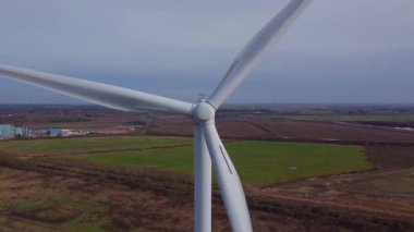 Rüzgar türbinleri, yenilenebilir enerji üretimi ve sürdürülebilir enerji kaynakları, İngiltere 'de kırsal alanlar