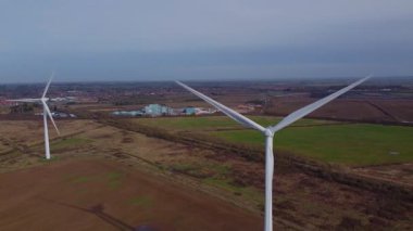 Rüzgar türbinleri, yenilenebilir enerji üretimi ve sürdürülebilir enerji kaynakları, İngiltere 'de kırsal alanlar