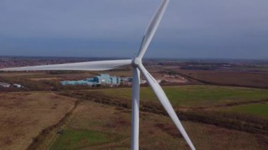 Rüzgar türbinleri, yenilenebilir enerji üretimi ve sürdürülebilir enerji kaynakları, İngiltere 'de kırsal alanlar