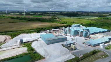 Ağır endüstriyel fabrikalar, kimyasal üretim, lojistik ve imalat için büyük altyapı, silo ve depolama, ağır mallar taşımacılığı Birleşik Krallık