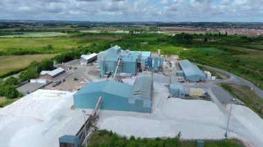 Ağır endüstriyel fabrikalar, kimyasal üretim, lojistik ve imalat için büyük altyapı, silo ve depolama, ağır mallar taşımacılığı Birleşik Krallık