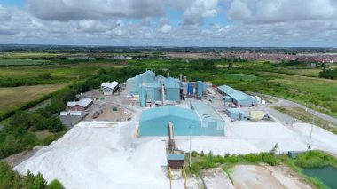 Ağır endüstriyel fabrikalar, kimyasal üretim, lojistik ve imalat için büyük altyapı, silo ve depolama, ağır mallar taşımacılığı Birleşik Krallık