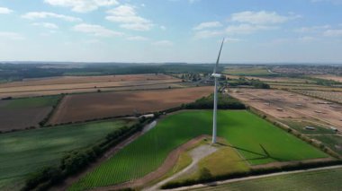 Rüzgar türbinleri, yenilenebilir enerji üretimi ve sürdürülebilir enerji kaynakları, İngiltere 'de kırsal alanlar