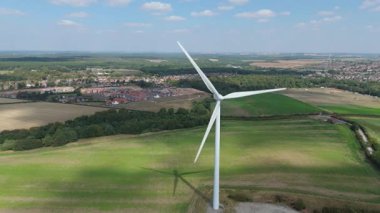 Rüzgar türbinleri, yenilenebilir enerji üretimi ve sürdürülebilir enerji kaynakları, İngiltere 'de kırsal alanlar