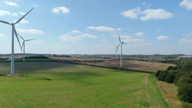 Rüzgar türbinleri, yenilenebilir enerji üretimi ve sürdürülebilir enerji kaynakları, İngiltere 'de kırsal alanlar