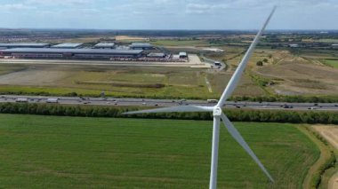 Rüzgar türbinleri, yenilenebilir enerji üretimi ve sürdürülebilir enerji kaynakları, İngiltere 'de kırsal alanlar