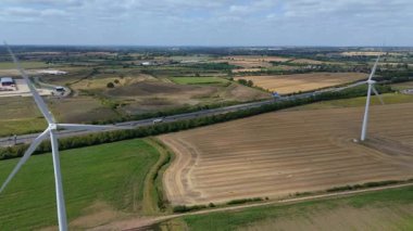 Rüzgar türbinleri, yenilenebilir enerji üretimi ve sürdürülebilir enerji kaynakları, İngiltere 'de kırsal alanlar
