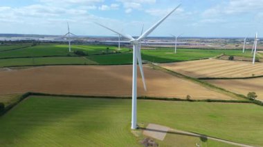 Rüzgar türbinleri, yenilenebilir enerji üretimi ve sürdürülebilir enerji kaynakları, İngiltere 'de kırsal alanlar
