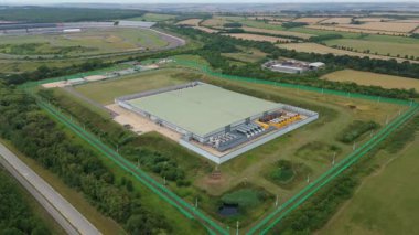 Birleşik Krallık 'taki bulut hesaplama ve kuantum araştırmaları için son teknoloji veri merkezi kampüsünün hava görüntüsü