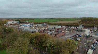 Stratejik lojistik merkezi Sileby UK 'deki Hayhill Endüstriyel Malikanesi' nin ambarları ve üretim birimlerini kapsayan hava görüntüsü.