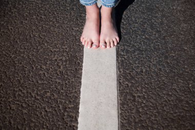 Dişi ayaklar yol ayrımında