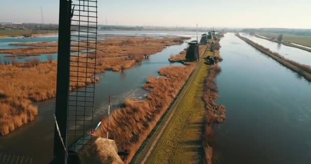 Záběry Větrných Mlýnů Kinderdijk Nizozemsko — Stock video