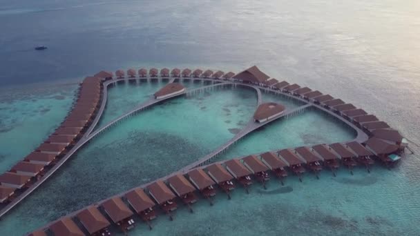 马尔代夫豪华度假胜地的4K图象空中景观 — 图库视频影像