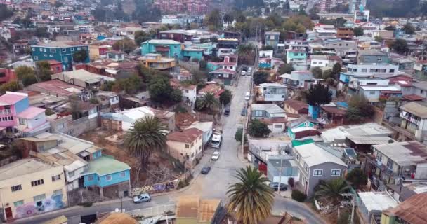 Bilder Flygfoto Panoramautsikt Över Ljusa Och Färgglada Byggnaderna Valparaso Chile — Stockvideo