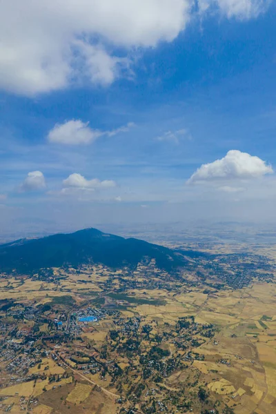 Vista Panorámica Capital Africana Addis Abeba Desde Ventana Del Avión — Foto de Stock