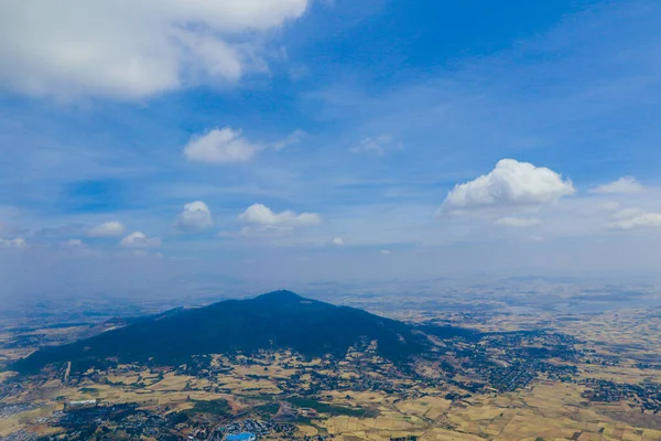 Vista Panorámica Capital Africana Addis Abeba Desde Ventana Del Avión — Foto de Stock
