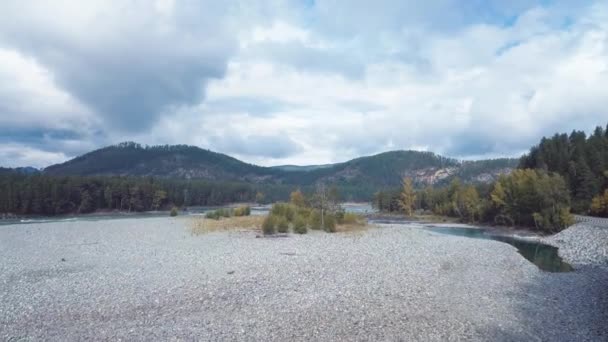 Vidéo Aérienne Route Automne Forêt Montagne Sur Chemal Tract Dans — Video