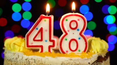 48 Numara Mutlu Yıllar Pastası Witg Yanan Mumlar Topper.