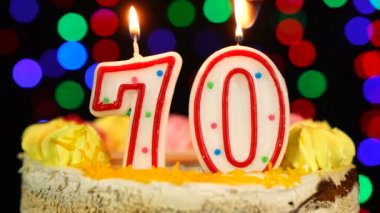 70 Numara Mutlu Yıllar Pastası Witg Yanan Mumlar Topper.