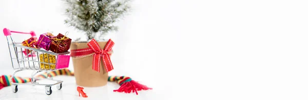 Decoración Del Árbol Navidad Feliz Navidad Bandera Horizontal Árbol Pequeño —  Fotos de Stock