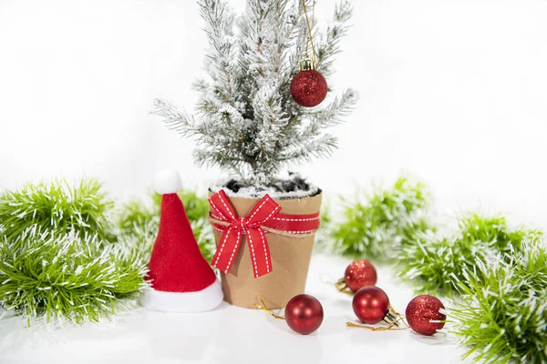 Decoração Árvore Natal Feliz Natal Bandeira Horizontal Pequena Árvore Isolada — Fotografia de Stock