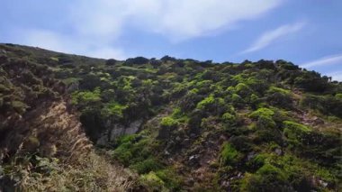 Seyahat videosu Cabo da Roca Portekiz doğa yürüyüşü Atlantik sahili manzaralı doğa gezisi