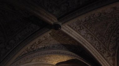 Sintra Portekiz 'de renkli sarayları keşfetmek