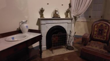 Pena Palace 'ın içinde romantik mimariyi ön plana çıkaran bir tur.