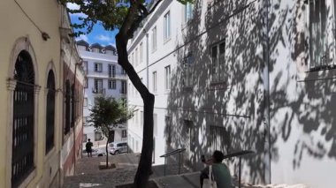 POV Lizbon 'da yürürken otantik şehir atmosferini yakalıyor