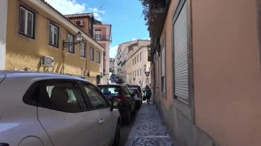 Lizbon sokaklarında otantik POV yürüyüşü