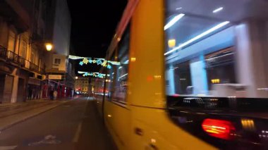 Lizbon 'da Noel ışıklarını gören ilk kişi.