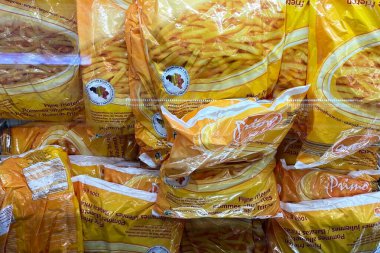 Doldurulmuş Altın Donmuş Patates Kızartmaları Perakende Dondurucuda