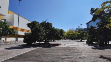 Lizbon Modern Bölge Karakolunda Sıcak Yaz Öğleden Sonrası