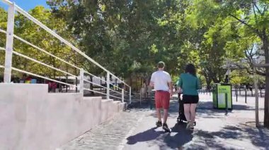 Çağdaş Mimarinin Güneşli Lizbon Keşfi