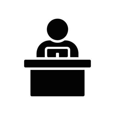 Masada oturan, ofis işi, iş fonksiyonu veya beyaz arka plandaki iş ve tasarım amaçları için çalışan sembolünü temsil eden bir kişinin siyah simgesi.